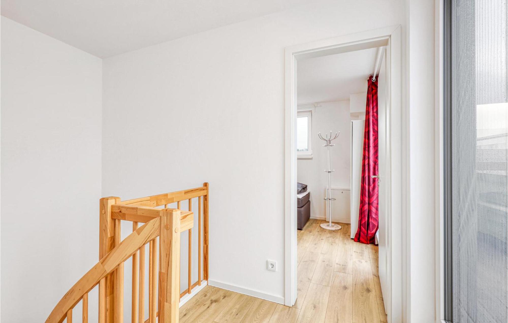 Nice Home In Tossens With Kitchen Buitenkant foto